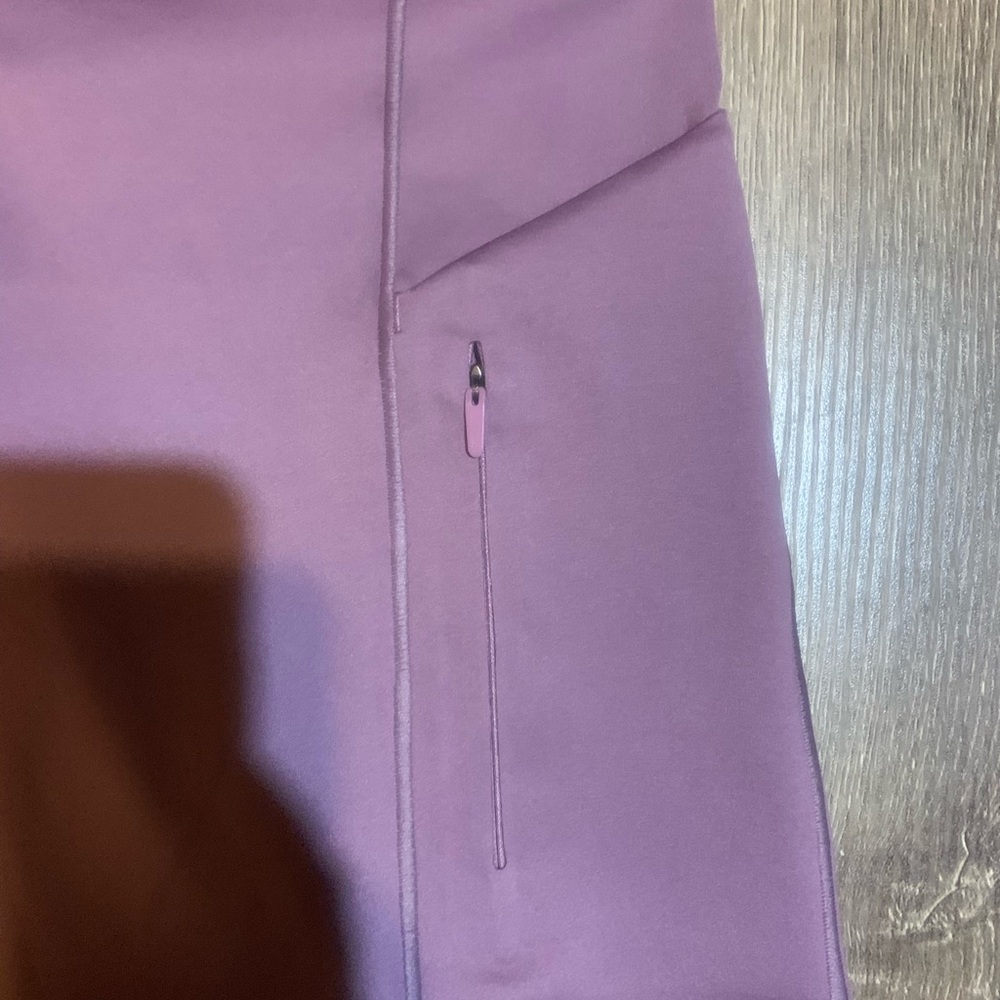 Nike Women's Dri-Fit Lavender High-Rise Running Shorts With Pockets NWT - Picture 2 of 8